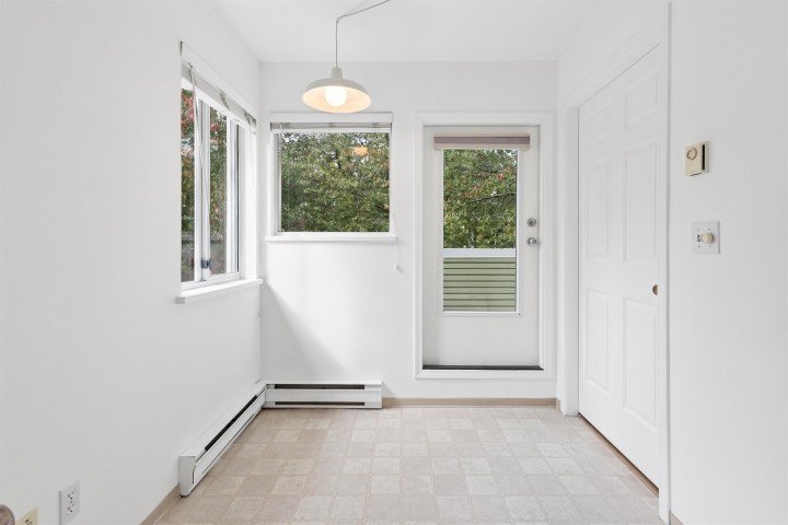 Photo 14 at 5 - 4149 Sophia Street, Main, Vancouver East