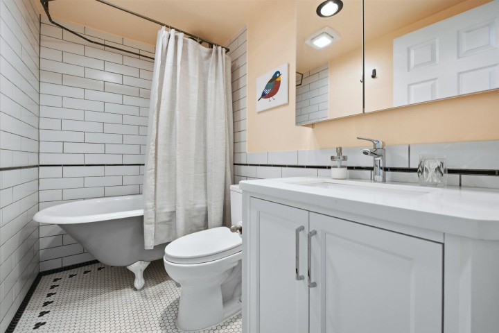 Photo 16 at 102 - 788 E 8th Avenue, Mount Pleasant VE, Vancouver East