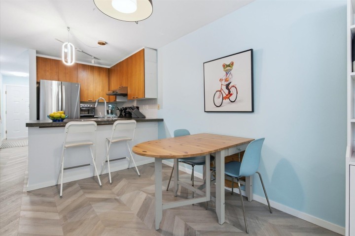 Photo 7 at 102 - 788 E 8th Avenue, Mount Pleasant VE, Vancouver East