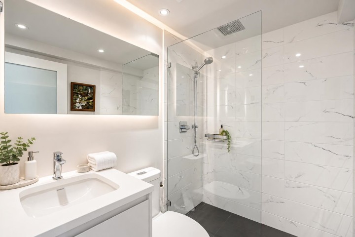 Photo 23 at 807 - 150 24th Street, Dundarave, West Vancouver