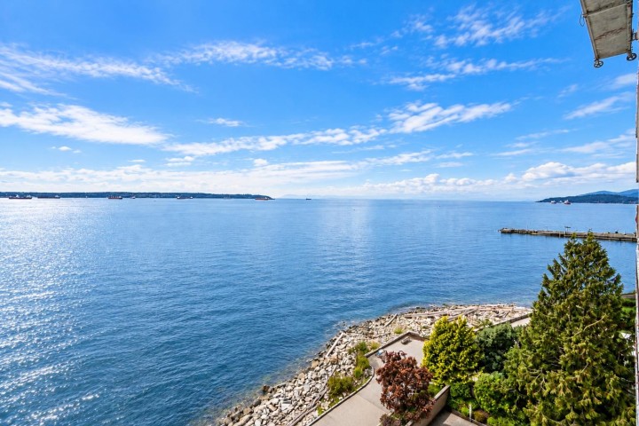 Photo 6 at 807 - 150 24th Street, Dundarave, West Vancouver