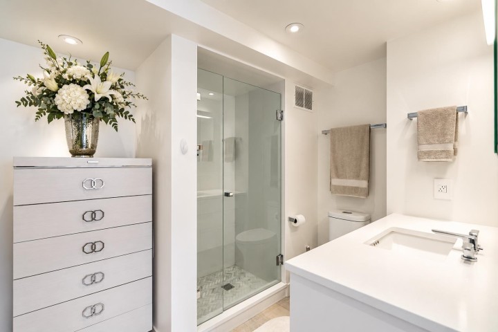 Photo 20 at 807 - 150 24th Street, Dundarave, West Vancouver