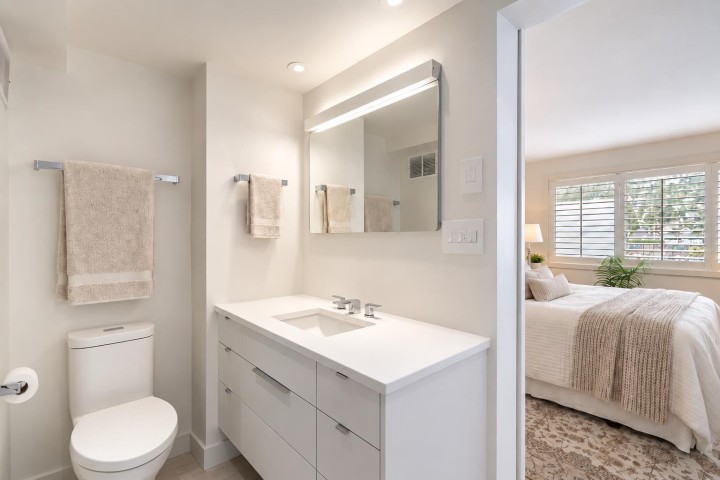 Photo 19 at 807 - 150 24th Street, Dundarave, West Vancouver