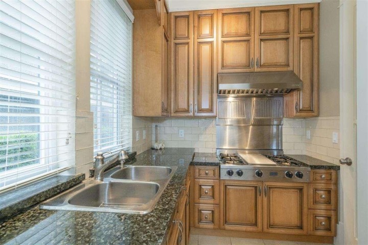 Photo 10 at 1121 W 39th Avenue, Shaughnessy, Vancouver West