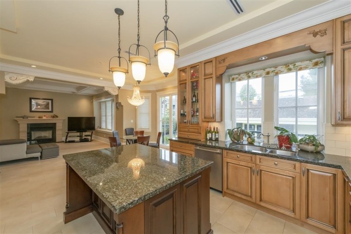 Photo 8 at 1121 W 39th Avenue, Shaughnessy, Vancouver West