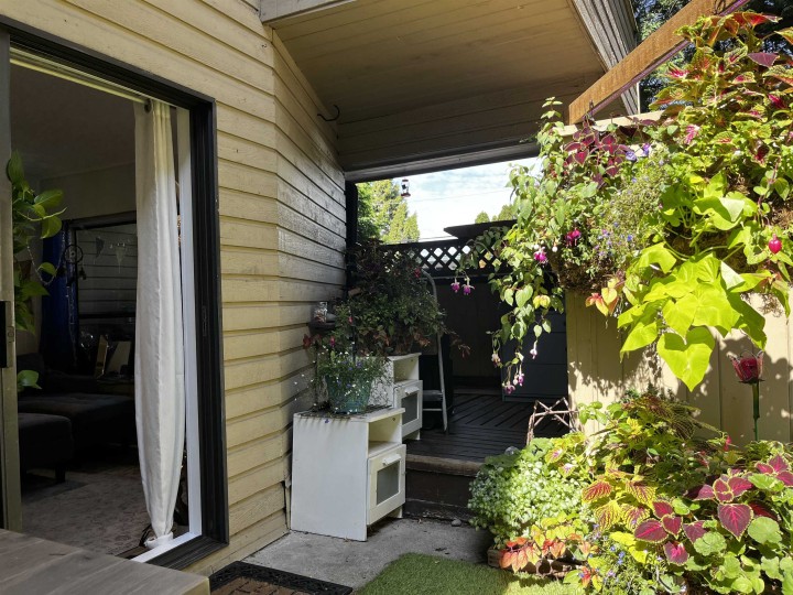 Photo 12 at 102 - 2234 Prince Albert Street, Mount Pleasant VE, Vancouver East