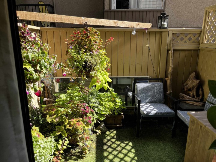 Photo 10 at 102 - 2234 Prince Albert Street, Mount Pleasant VE, Vancouver East