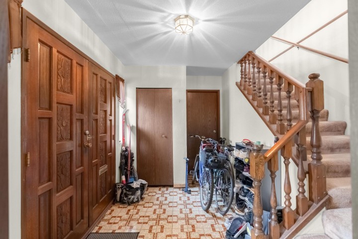 Photo 6 at 2474 E 24th Avenue, Renfrew Heights, Vancouver East