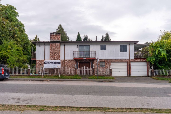 Photo 32 at 2474 E 24th Avenue, Renfrew Heights, Vancouver East