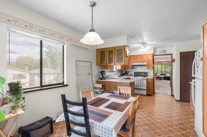 Photo 20 at 2474 E 24th Avenue, Renfrew Heights, Vancouver East