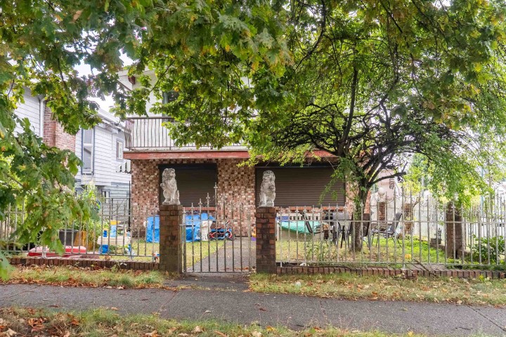 Photo 34 at 2474 E 24th Avenue, Renfrew Heights, Vancouver East