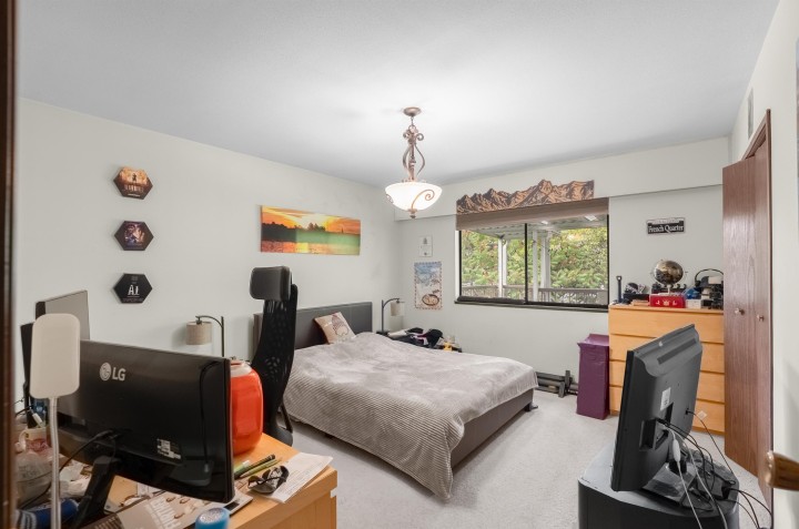 Photo 21 at 2474 E 24th Avenue, Renfrew Heights, Vancouver East