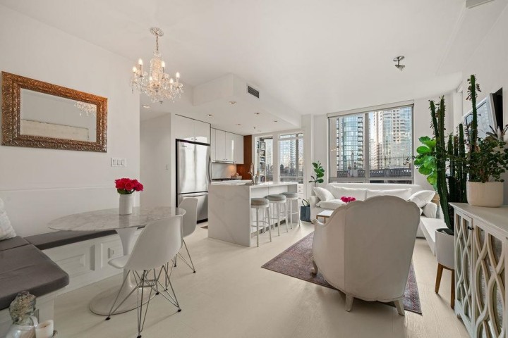 Photo 6 at 601 - 1005 Beach Avenue, West End VW, Vancouver West