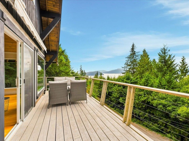 Photo 32 at 325 Bayview Place, Lions Bay, West Vancouver