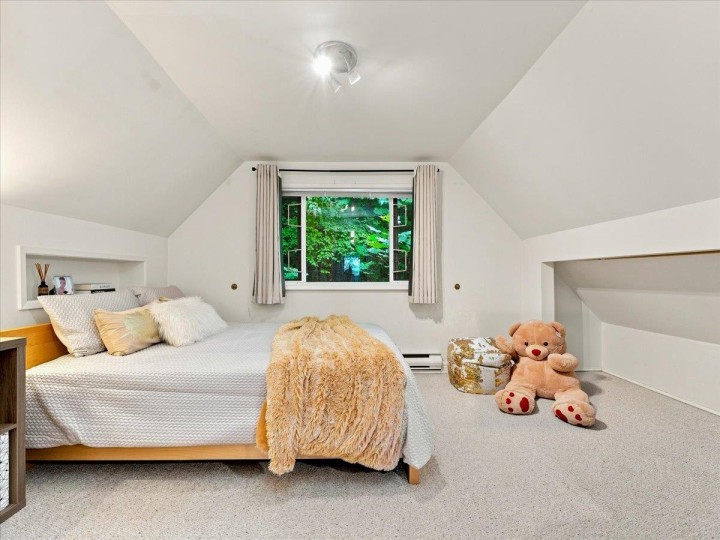 Photo 19 at 325 Bayview Place, Lions Bay, West Vancouver