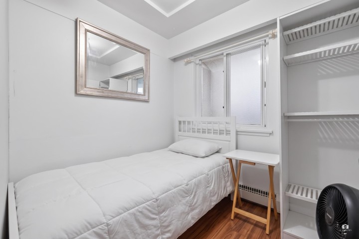 Photo 8 at 2528 E 24th Avenue, Renfrew Heights, Vancouver East