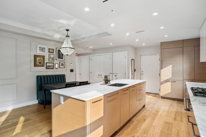Photo 11 at 201 - 3669 W 11th Avenue, Kitsilano, Vancouver West