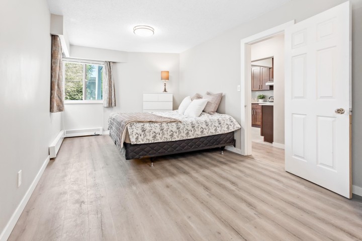 Photo 10 at 206 - 1149 W 11th Avenue, Fairview VW, Vancouver West