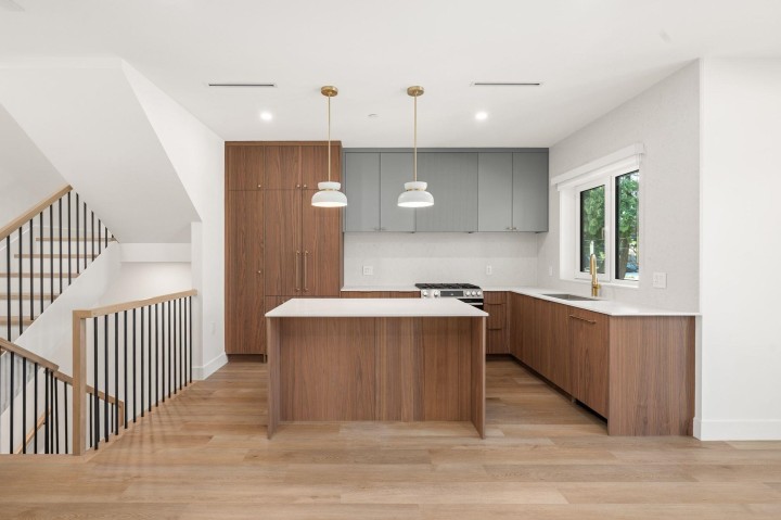 Photo 3 at SL 2 - 2333 E 54th Avenue, Killarney VE, Vancouver East