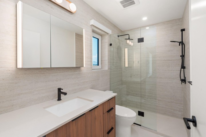 Photo 19 at SL 2 - 2333 E 54th Avenue, Killarney VE, Vancouver East