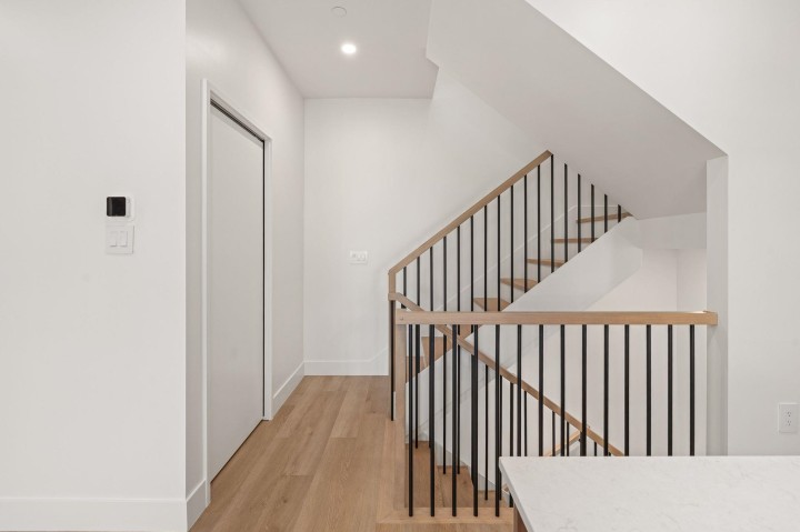 Photo 14 at SL 3 - 2333 E 54th Avenue, Killarney VE, Vancouver East