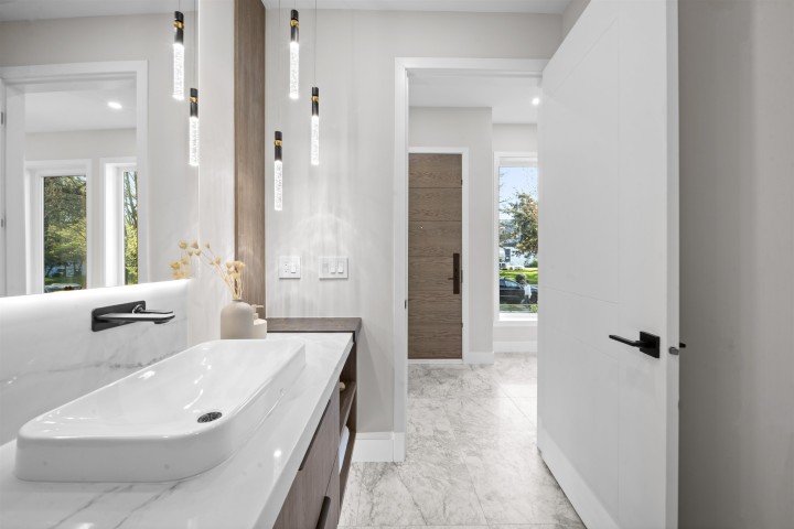 Photo 20 at 2455 W 10th Avenue, Kitsilano, Vancouver West
