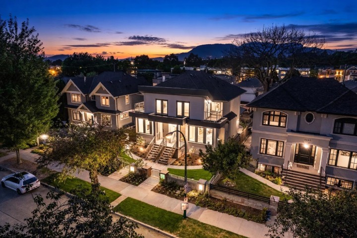 Photo 38 at 2455 W 10th Avenue, Kitsilano, Vancouver West