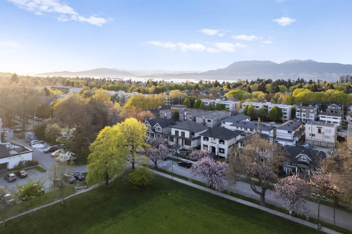 Photo 39 at 2455 W 10th Avenue, Kitsilano, Vancouver West