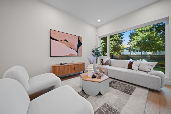 Photo 5 at 5405 Wales Street, Collingwood VE, Vancouver East