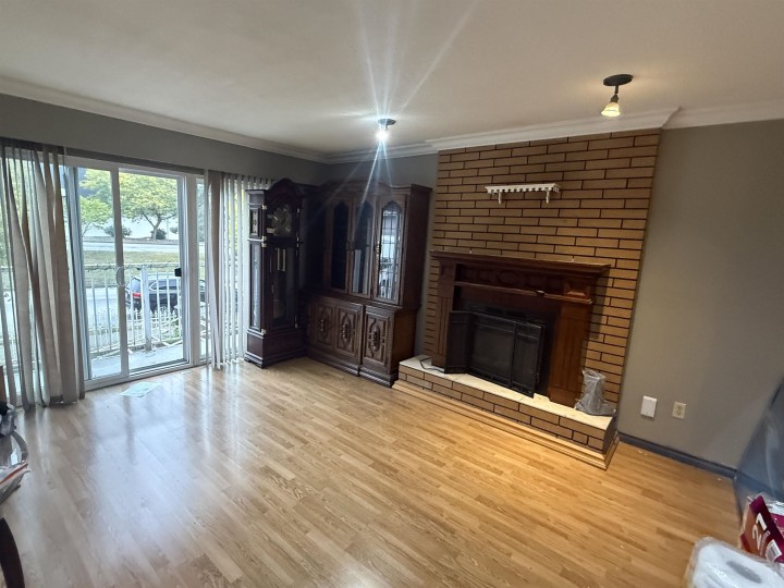 Photo 2 at 1031 Boundary Road, Renfrew VE, Vancouver East