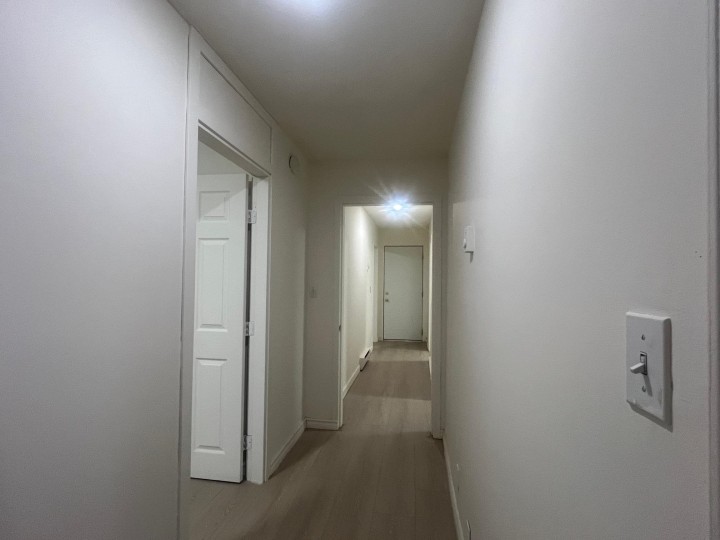 Photo 9 at 1031 Boundary Road, Renfrew VE, Vancouver East