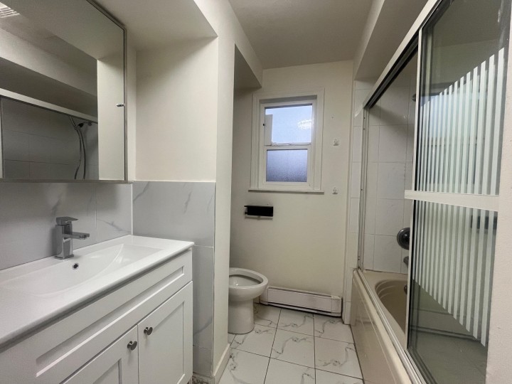 Photo 10 at 1031 Boundary Road, Renfrew VE, Vancouver East