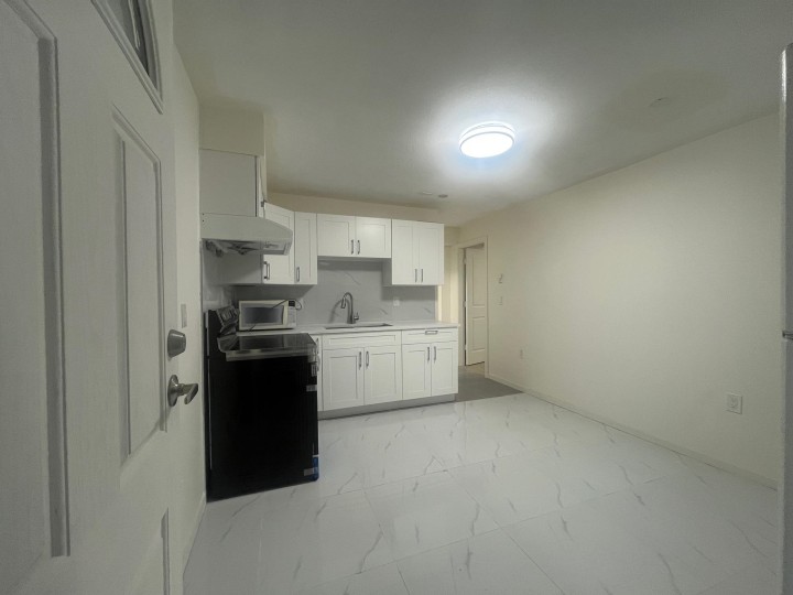 Photo 15 at 1031 Boundary Road, Renfrew VE, Vancouver East