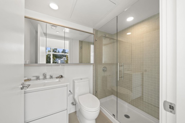 Photo 20 at 225 - 1010 W 47th Avenue, South Granville, Vancouver West
