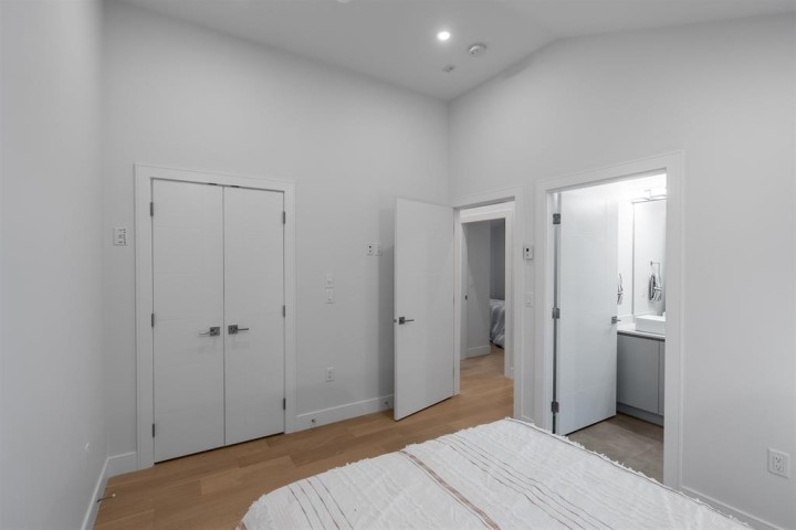 Photo 16 at 2881 E Georgia Street, Renfrew VE, Vancouver East