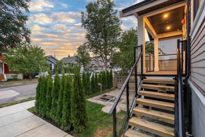 Photo 32 at 2881 E Georgia Street, Renfrew VE, Vancouver East