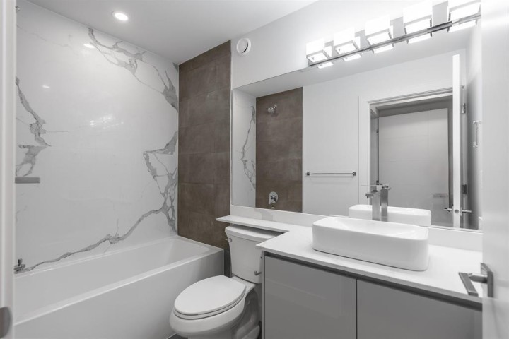 Photo 33 at 2881 E Georgia Street, Renfrew VE, Vancouver East