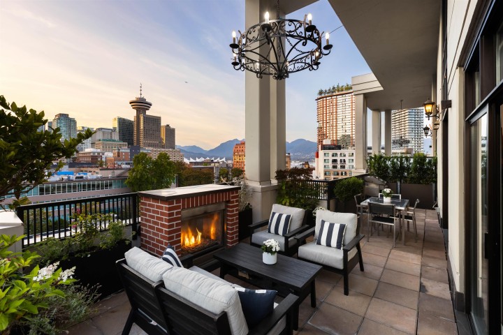 Photo 3 at PH701 - 531 Beatty Street, Downtown VW, Vancouver West