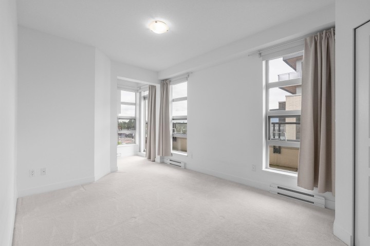 Photo 17 at 407 - 4550 Fraser Street, Fraser VE, Vancouver East