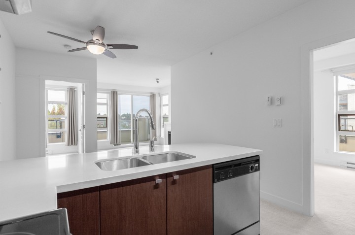 Photo 1 at 407 - 4550 Fraser Street, Fraser VE, Vancouver East