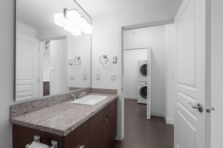 Photo 28 at 407 - 4550 Fraser Street, Fraser VE, Vancouver East