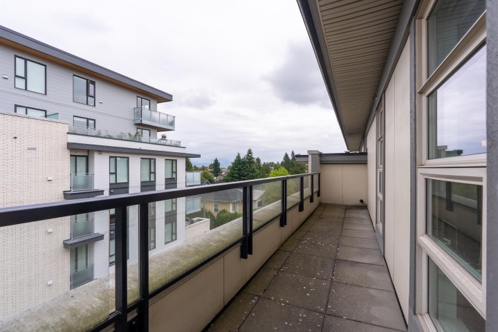Photo 20 at 407 - 4550 Fraser Street, Fraser VE, Vancouver East