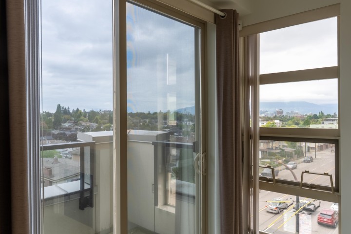 Photo 11 at 407 - 4550 Fraser Street, Fraser VE, Vancouver East