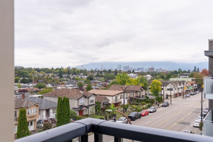Photo 19 at 407 - 4550 Fraser Street, Fraser VE, Vancouver East