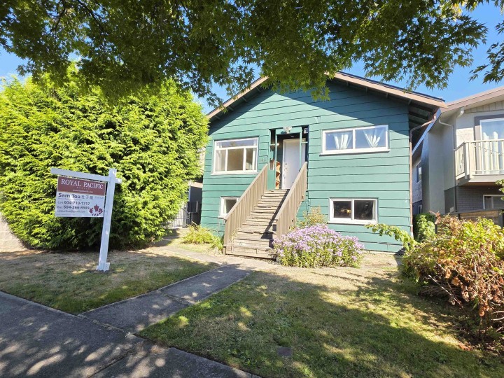 Photo 1 at 149 E 47th Avenue, Main, Vancouver East