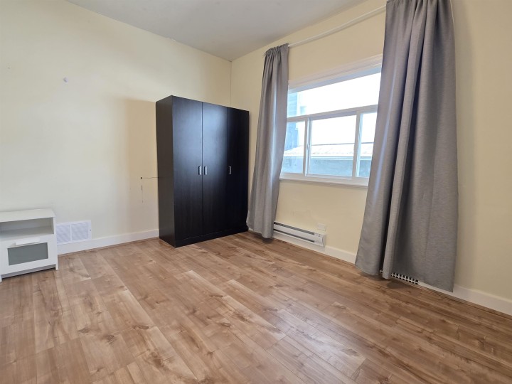 Photo 10 at 149 E 47th Avenue, Main, Vancouver East