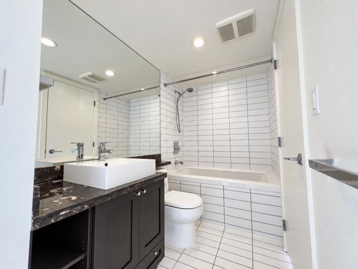 Photo 6 at 1605 - 4815 Eldorado Mews, Collingwood VE, Vancouver East