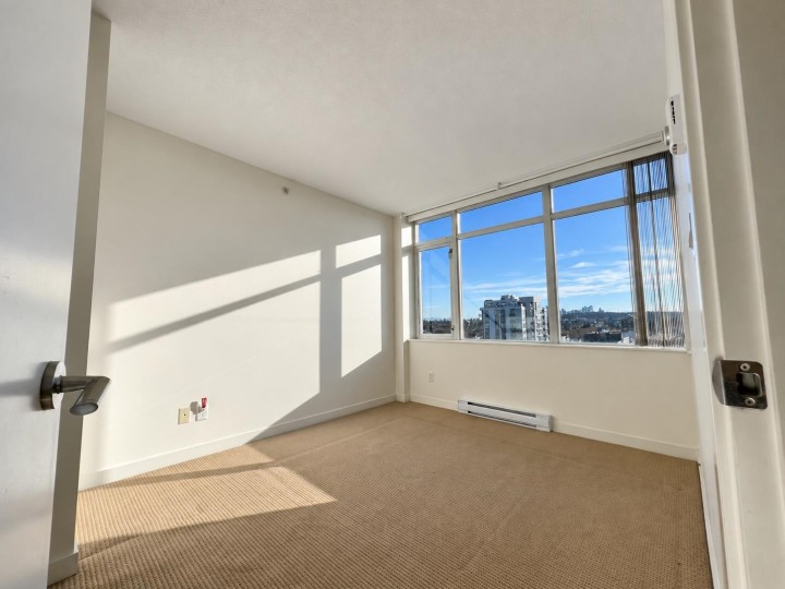 Photo 5 at 1605 - 4815 Eldorado Mews, Collingwood VE, Vancouver East