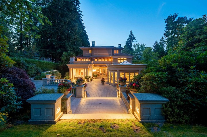 Photo 3 at 4778 Drummond Drive, Point Grey, Vancouver West