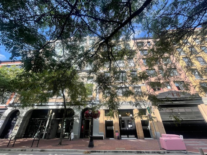 Photo 20 at 704 - 27 Alexander Street, Downtown VE, Vancouver East